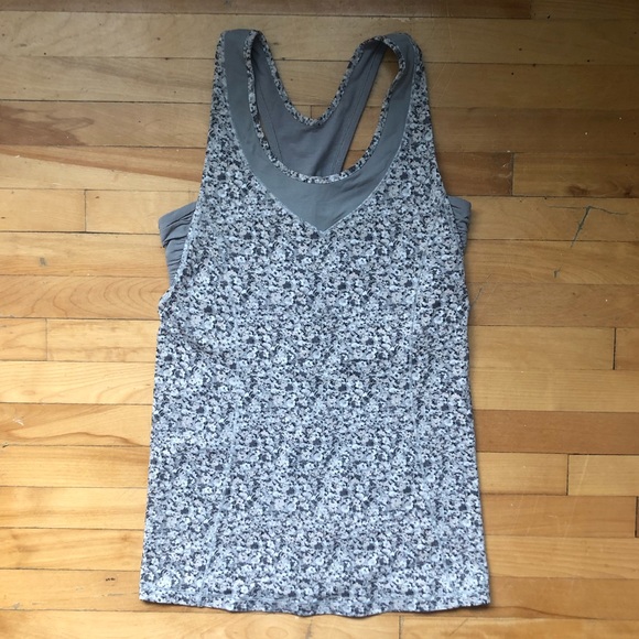 LULULEMON TOO - Picture 2 of 3